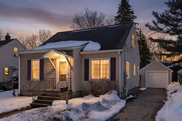 1040 5th Avenue SE, Rochester, MN 55904