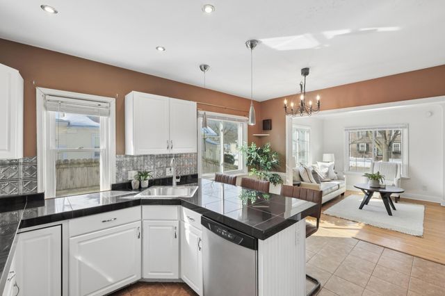 1040 5th Avenue SE, Rochester, MN 55904