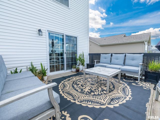 1225 BROWN Court, Washington, IL 61571