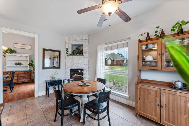 506 Roselawn Street, Siloam Springs, AR 72761