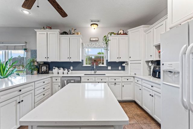 506 Roselawn Street, Siloam Springs, AR 72761