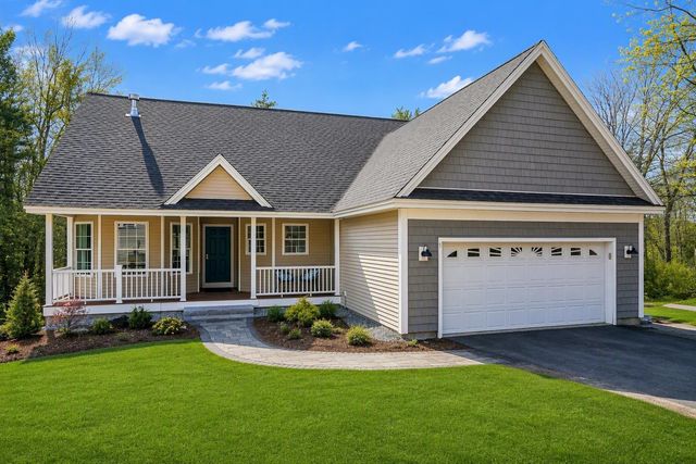 8 Sapling Lane, Sandown, NH 03873