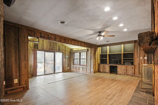 192 Us Highway 158 W, Camden, NC 27921