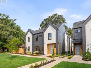 3863 N Willis Blvd 8, Portland, OR 97217