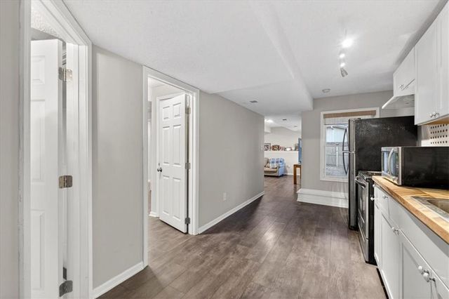 1008 SW Pacific Drive, Lee's Summit, MO 64081