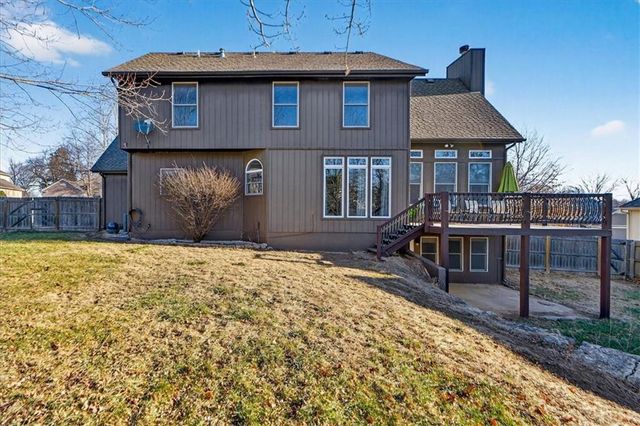 1008 SW Pacific Drive, Lee's Summit, MO 64081