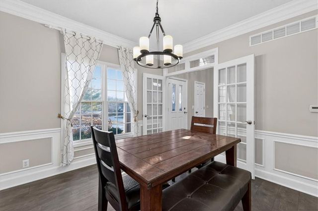 1008 SW Pacific Drive, Lee's Summit, MO 64081