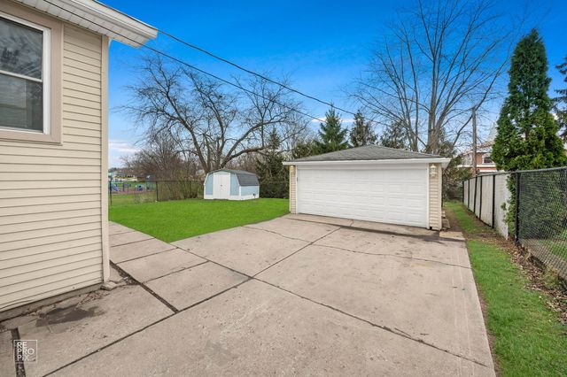 1013 SUNNYDALE Boulevard, Streamwood, IL 60107
