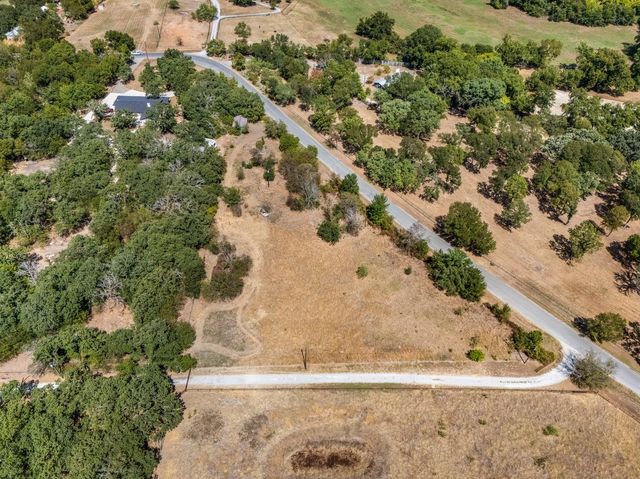 1414 Center Point Road, Weatherford, TX 76087