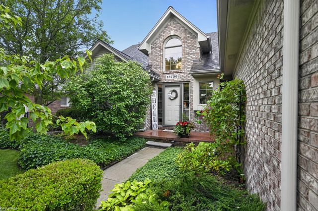 15706 Tranquil Drive, Macomb, MI 48042