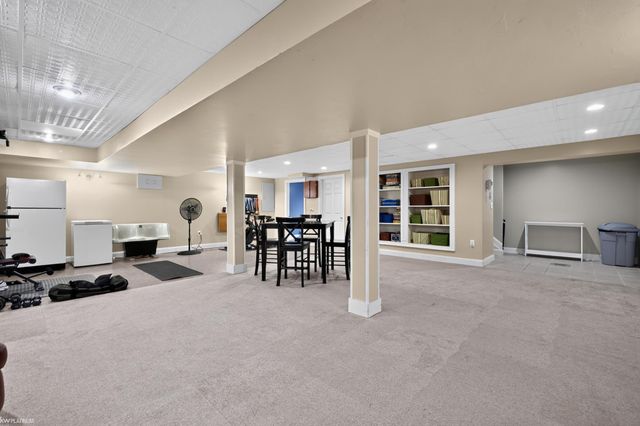 15706 Tranquil Drive, Macomb, MI 48042