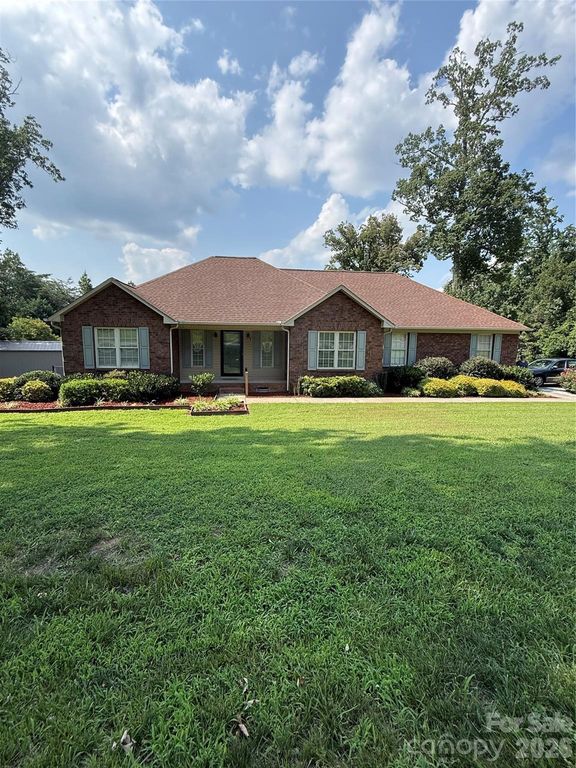 1005 Spring Rock Drive, Salisbury, NC 28146