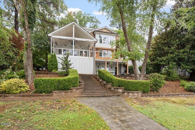 150 Lochwood W Drive, Cary, NC 27518