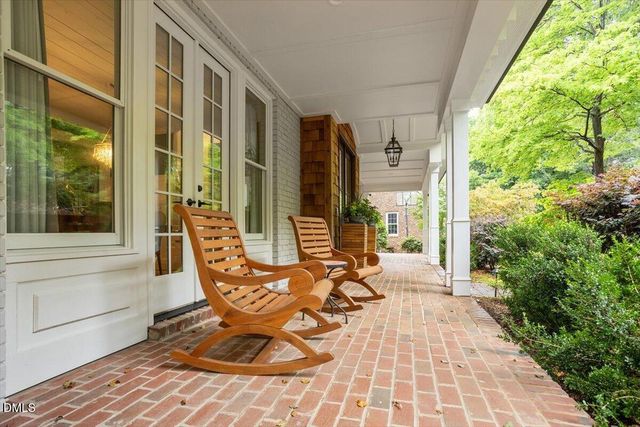 150 Lochwood W Drive, Cary, NC 27518