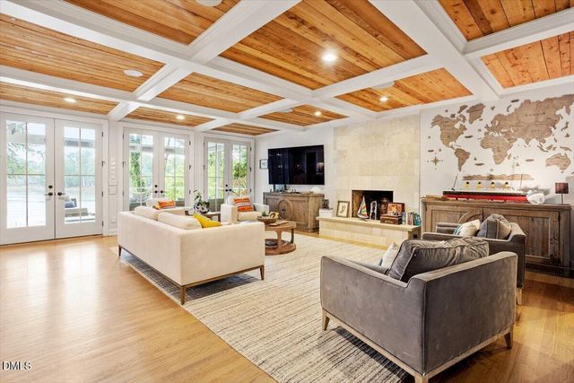 150 Lochwood W Drive, Cary, NC 27518