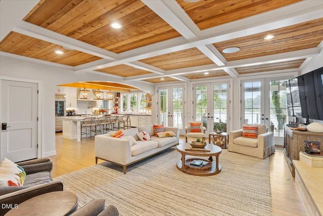 150 Lochwood W Drive, Cary, NC 27518