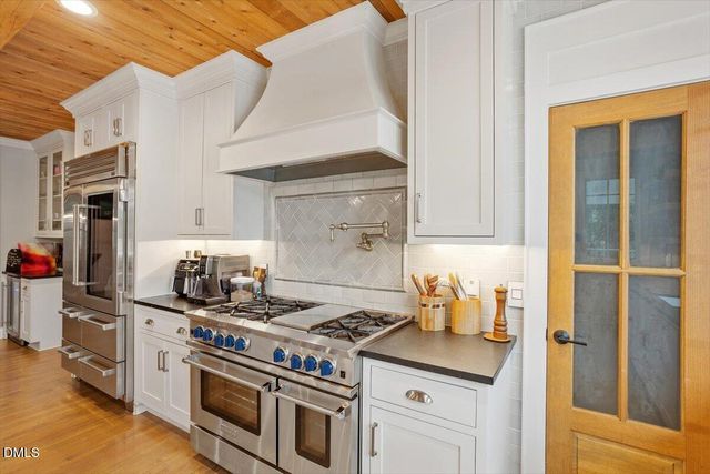 150 Lochwood W Drive, Cary, NC 27518