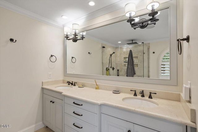 150 Lochwood W Drive, Cary, NC 27518