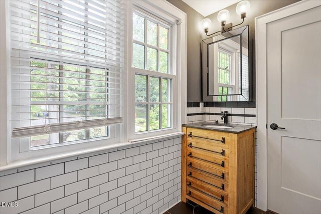 150 Lochwood W Drive, Cary, NC 27518