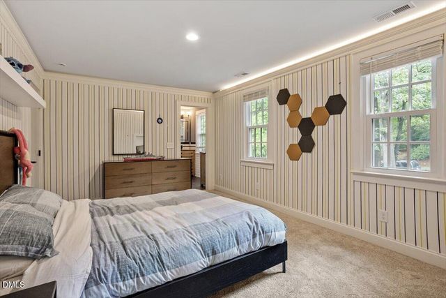 150 Lochwood W Drive, Cary, NC 27518