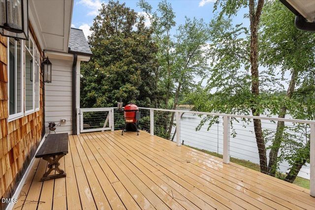 150 Lochwood W Drive, Cary, NC 27518