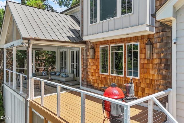 150 Lochwood W Drive, Cary, NC 27518