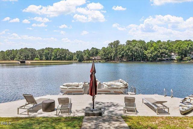 150 Lochwood W Drive, Cary, NC 27518