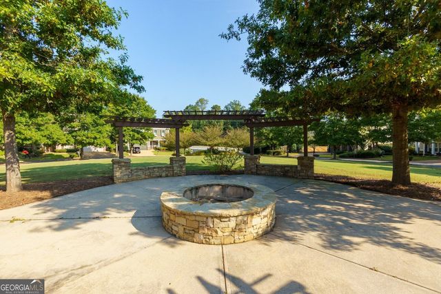 12105 Walnut Terrace, Alpharetta, GA 30004