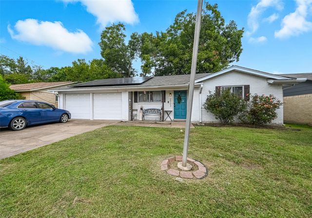 2903 E Mitchell Street, Arlington, TX 76010