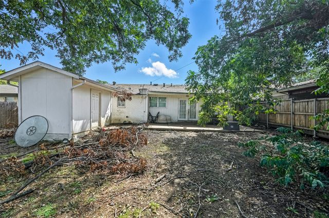 2903 E Mitchell Street, Arlington, TX 76010