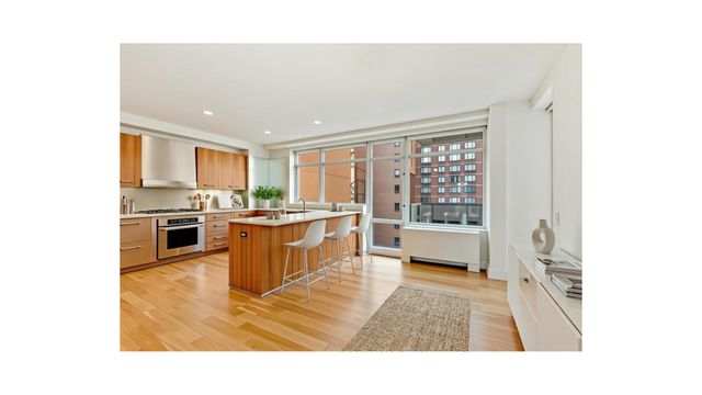 426 W 58TH Street PH2, New York City, NY 10019