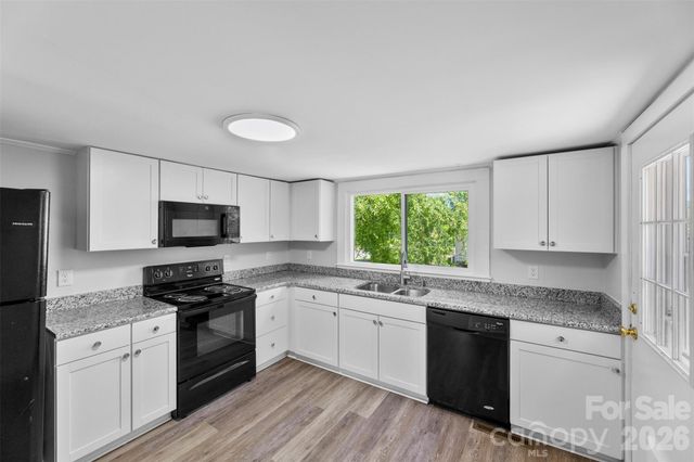 2504 Glenwood Street, Kannapolis, NC 28083