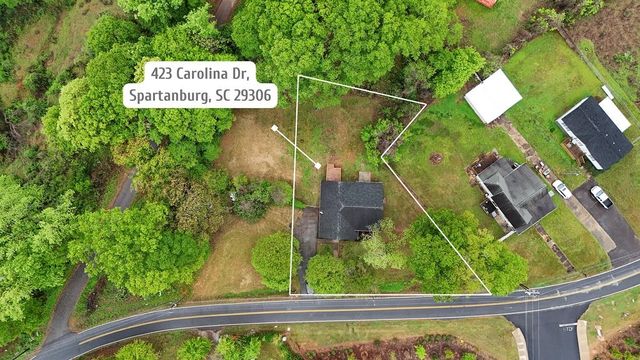 423 Carolina Dr, Spartanburg, SC 29306
