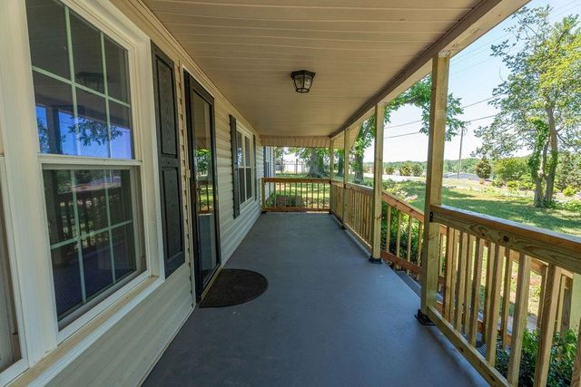 423 Carolina Dr, Spartanburg, SC 29306