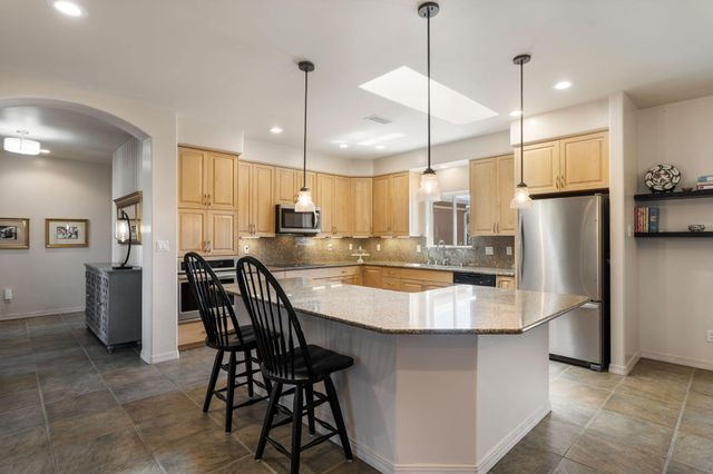 31 Sinagua Road, Placitas, NM 87043