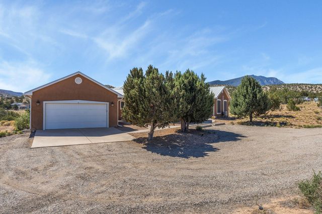 31 Sinagua Road, Placitas, NM 87043