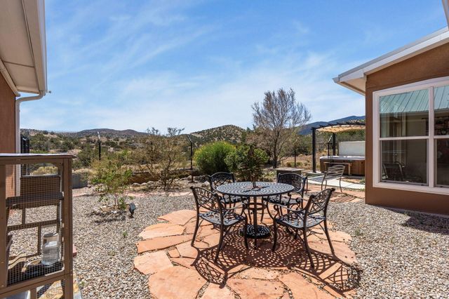 31 Sinagua Road, Placitas, NM 87043