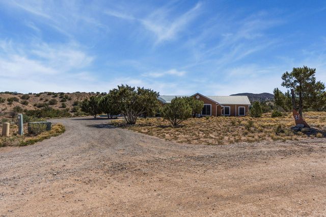 31 Sinagua Road, Placitas, NM 87043