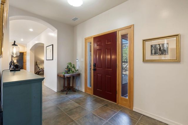 31 Sinagua Road, Placitas, NM 87043