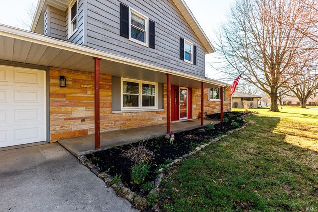 5822 W Hellis Drive, Muncie, IN 47304