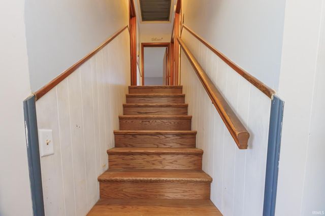 5822 W Hellis Drive, Muncie, IN 47304