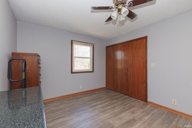 5822 W Hellis Drive, Muncie, IN 47304