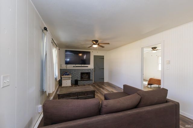 5822 W Hellis Drive, Muncie, IN 47304