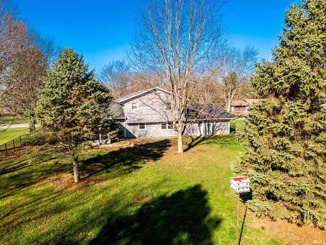 5822 W Hellis Drive, Muncie, IN 47304