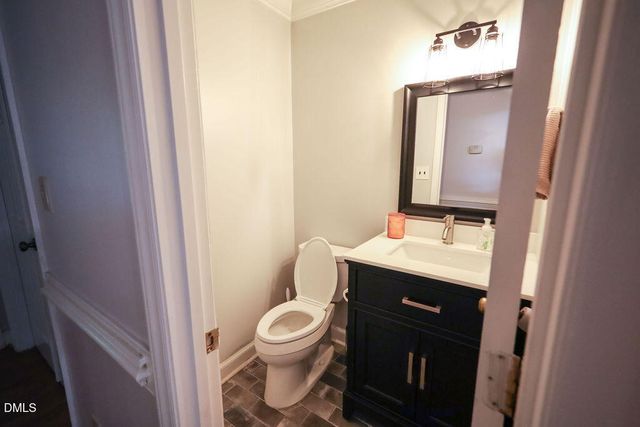 2013 Fox Den, Clayton, NC 27527