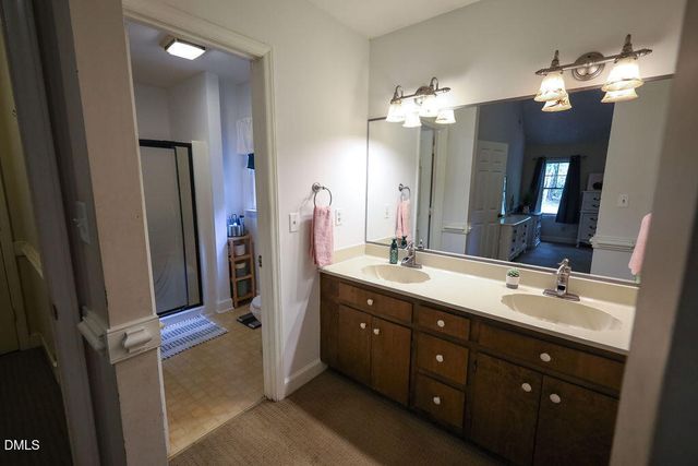 2013 Fox Den, Clayton, NC 27527
