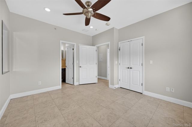 24 Bayville Avenue 1, Bayville, NY 11709