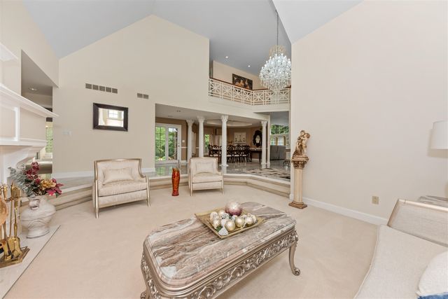 2086 Valleyview Drive, Ann Arbor, MI 48105