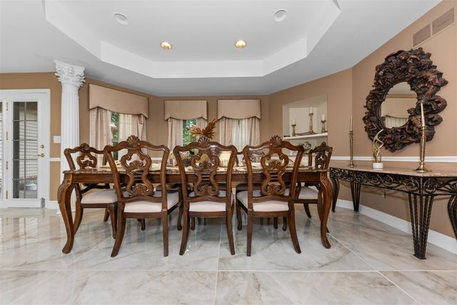 2086 Valleyview Drive, Ann Arbor, MI 48105