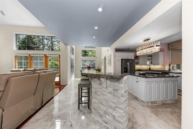 2086 Valleyview Drive, Ann Arbor, MI 48105